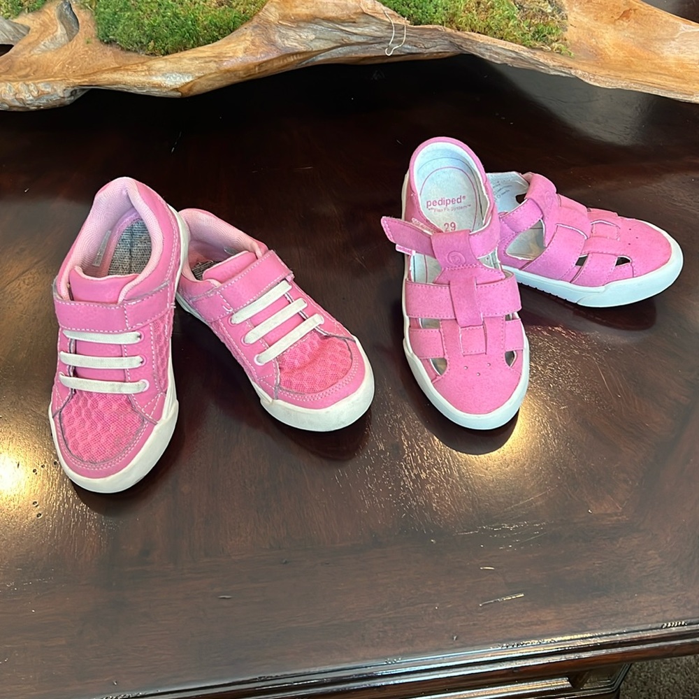 2 pair Pink Pediped size 28 & 29 $15